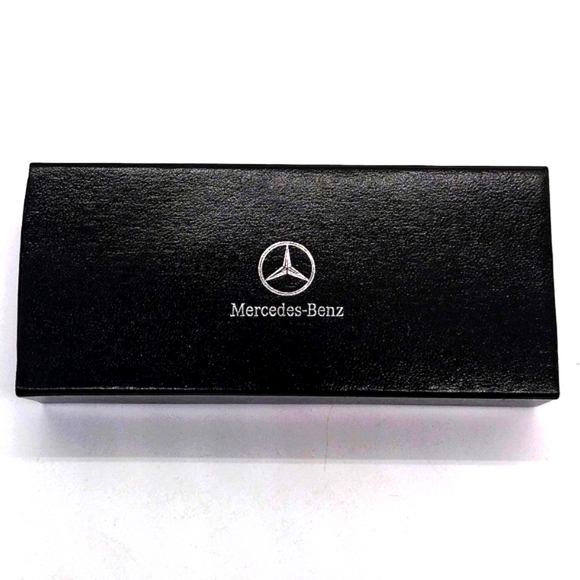 NIB Authentic Mercedes Benz Vintage Keychain Wheel Valet Fob SL Class in Silver - Picture 5 of 7